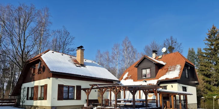 Zrekonštruovaná chalupa vo Frýdlante nad Ostravicí: priamo pri rieke, vlastná sauna, vírivka a záhrada, 9 km od Lysé hory