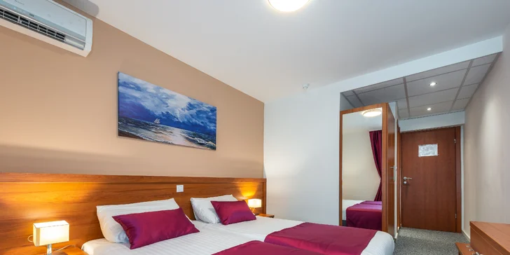 Dubrovník: hotel s bazénom a polpenziou, lokalita hneď pri pláži