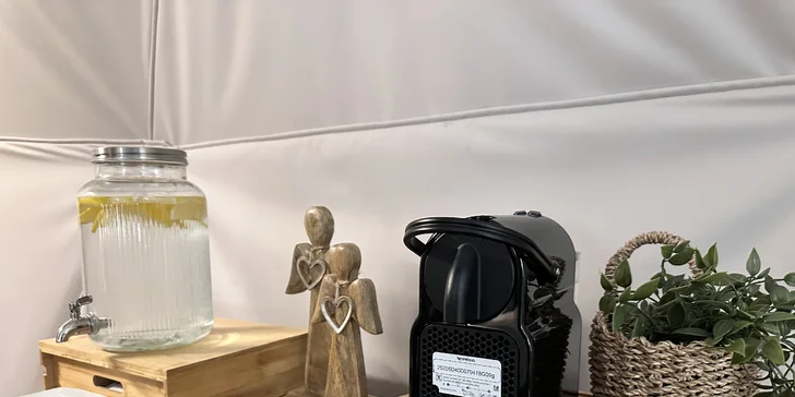 Luxusná glampingová kupola na východe Čiech so saunou a vírivkou aj raňajkami