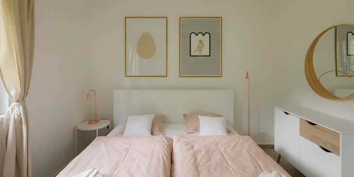 Prenájom krásneho domu v Němčičkách až pre 6 osôb, záhrada s jazierkom a božský pokoj