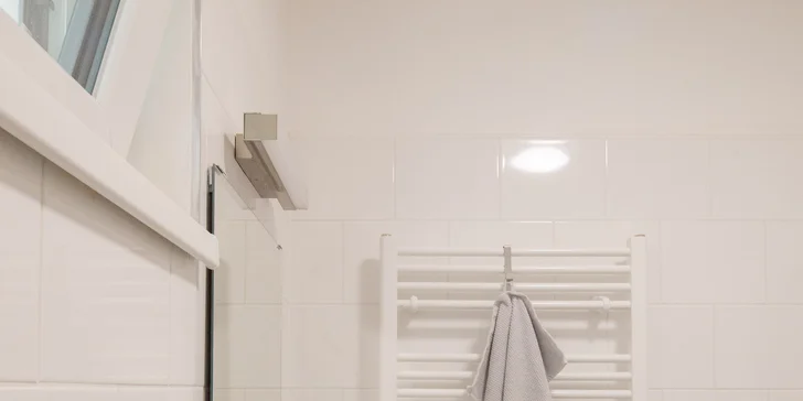 Prenájom krásneho domu v Němčičkách až pre 6 osôb, záhrada s jazierkom a božský pokoj