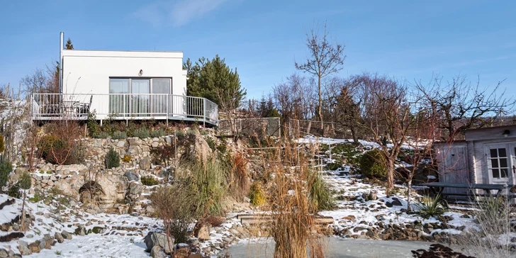 Prenájom krásneho domu v Němčičkách až pre 6 osôb, záhrada s jazierkom a božský pokoj