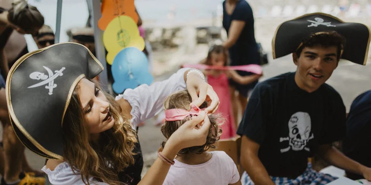Relax na ostrove Korčula: 4* hotel so stravou, neobmedzeným wellness aj večerným a detským programom