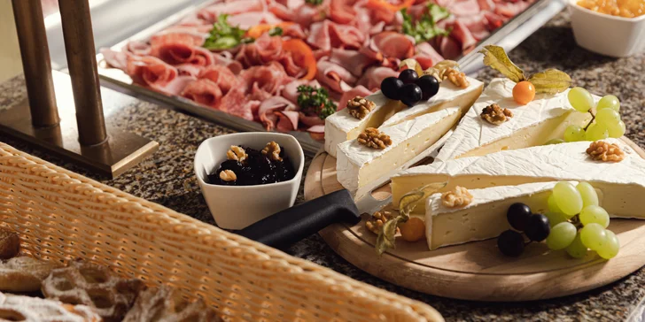 4* pobyt vo Varoch: strava, neobmedzený wellness, spa alebo beauty procedúry podľa balíčka