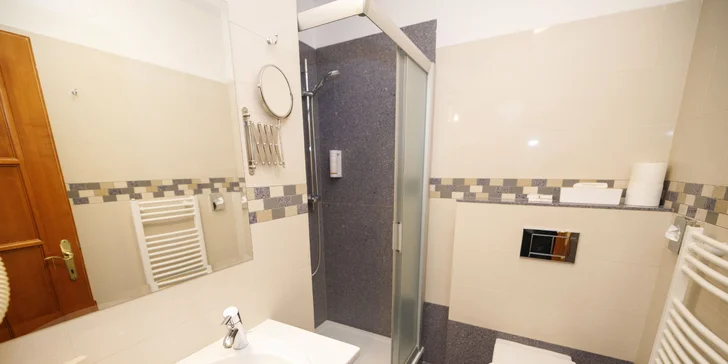 4* pobyt vo Varoch: strava, neobmedzený wellness, spa alebo beauty procedúry podľa balíčka