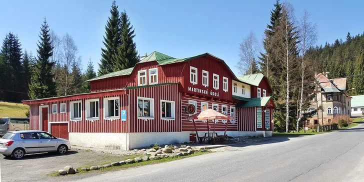 Pobyt na pomedzí Jizerských hôr a Krkonôš: raňajky alebo polpenzia, sauna aj požičanie elektrobicyklov