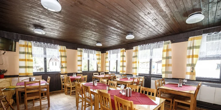 Pobyt na pomedzí Jizerských hôr a Krkonôš: raňajky alebo polpenzia, sauna aj požičanie elektrobicyklov