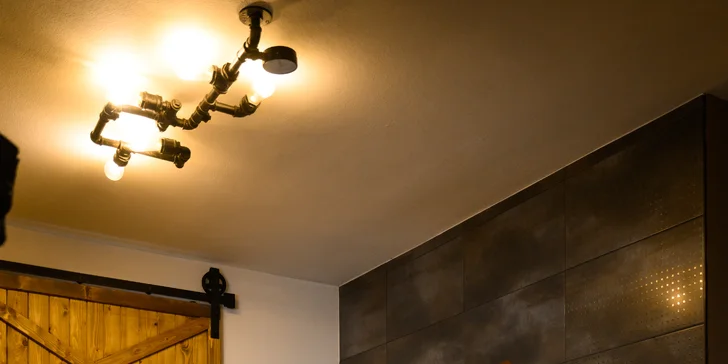 Zažite netradičný privátny pivný kúpeľ pre dvoch s neobmedzenou konzumáciou piva: samostatne aj s procedúrami