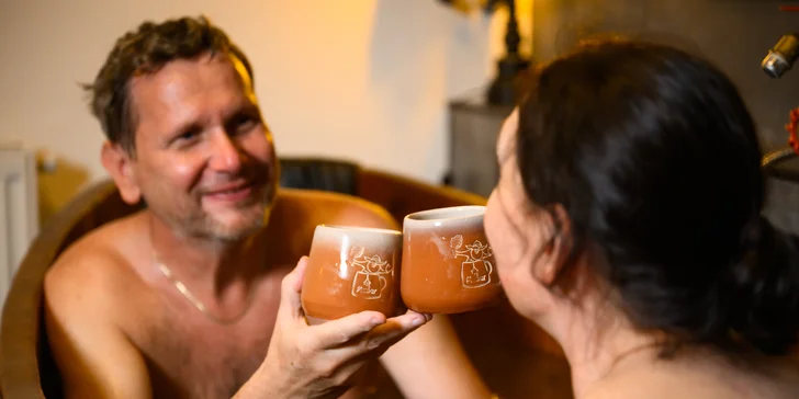 Zažite netradičný privátny pivný kúpeľ pre dvoch s neobmedzenou konzumáciou piva: samostatne aj s procedúrami