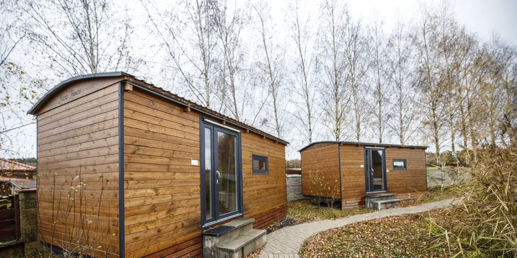 Za romantikou a relaxom: pobyt v rezorte Vigvam s polpenziou, wellnessom a ochutnávkou vína