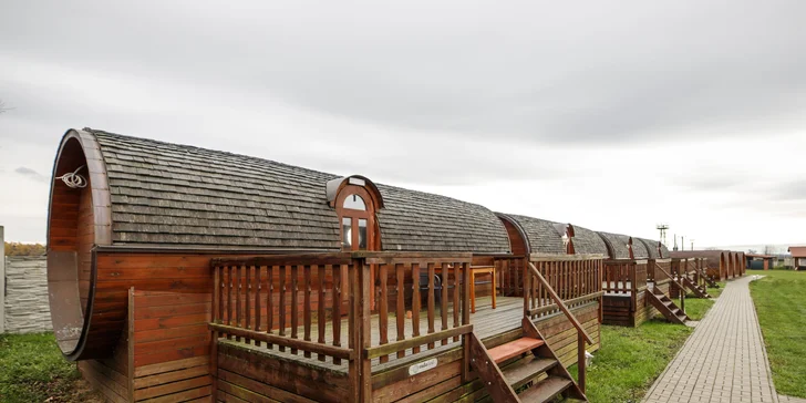 Za romantikou a relaxom: pobyt v rezorte Vigvam s polpenziou, wellnessom a ochutnávkou vína