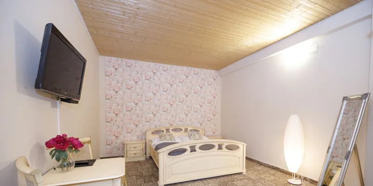 Za romantikou a relaxom: pobyt v rezorte Vigvam s polpenziou, wellnessom a ochutnávkou vína