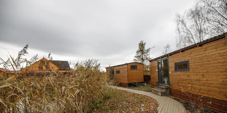 Za romantikou a relaxom: pobyt v rezorte Vigvam s polpenziou, wellnessom a ochutnávkou vína