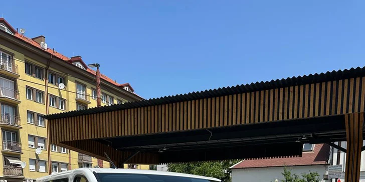 Pohodlné cestovanie pre vašu partiu aj pracovný tím: prenájom mikrobusov a úžitkových áut