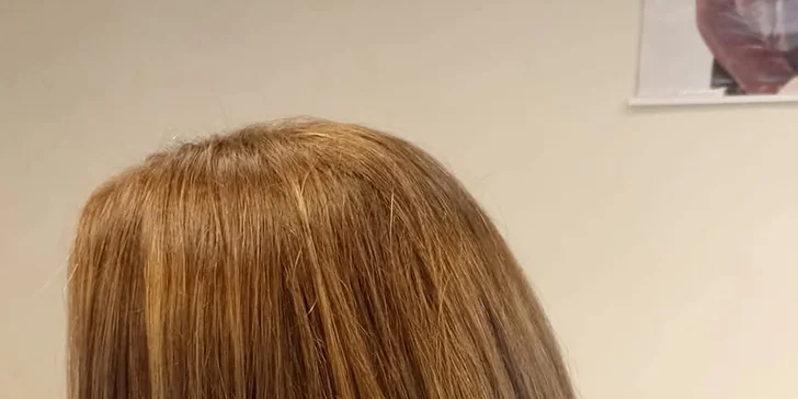 Strih, balayage alebo regenerácia vlasov ultrazvukovou žehličkou