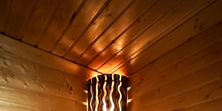 Oddych vo wellness domčeku s privátnou vírivkou a fínskou saunou pod Jizerami