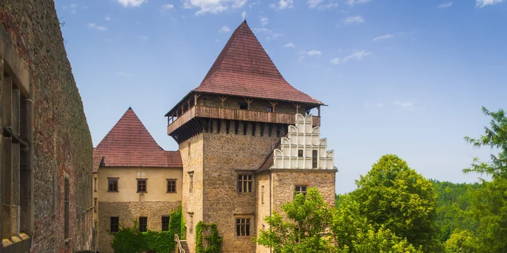 Spoznajte najkrajšie české hrady a zámky: Červená Lhota, Hluboká nad Vltavou, Lipnica a ďalšie