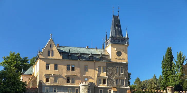 Spoznajte najkrajšie české hrady a zámky: Červená Lhota, Hluboká nad Vltavou, Lipnica a ďalšie