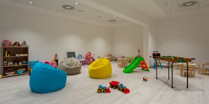 Wellness pobyt s polpenziou, masážou a priamym vstupom do kúpeľov