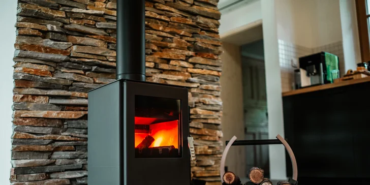 Luxusná vila v Beskydoch: krb, kúpací sud aj sauna