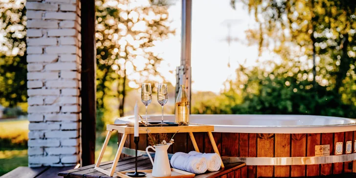 Luxusná vila v Beskydoch: krb, kúpací sud aj sauna