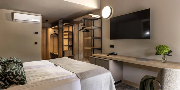 Chorvátske termály Jezerčica: 4* hotel s 8 bazénmi, plná alebo polpenzia