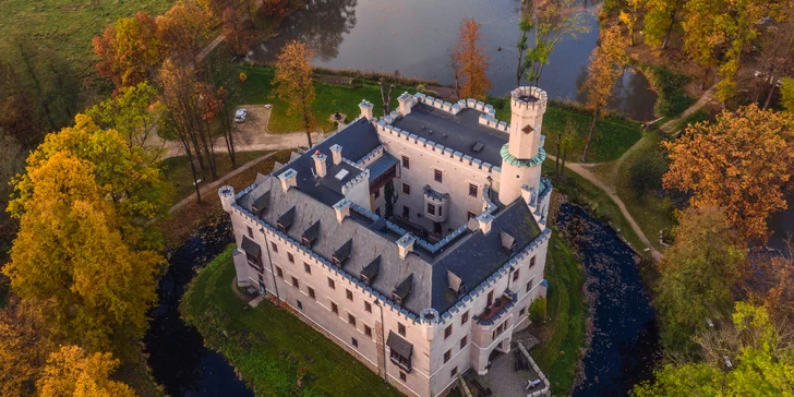 Zámocký pobyt v poľských Krkonošiach: raňajky, sauny aj vonkajšia vírivka