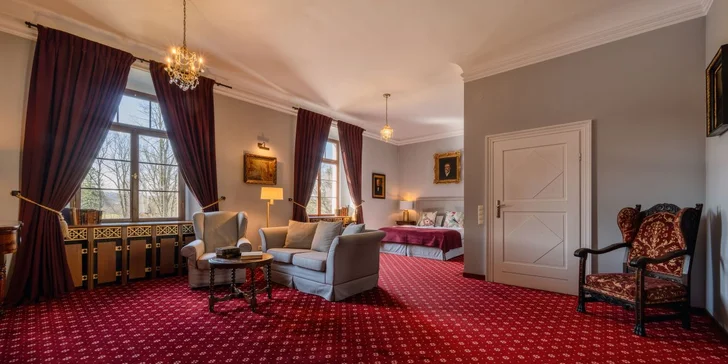 Zámocký pobyt v poľských Krkonošiach: raňajky, sauny aj vonkajšia vírivka