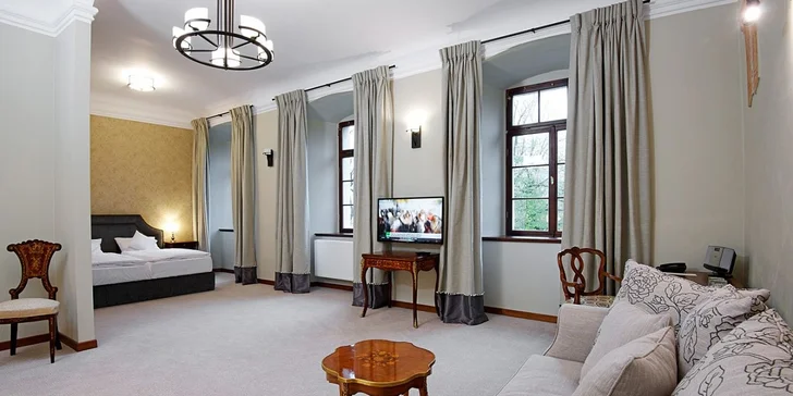 Zámocký pobyt v poľských Krkonošiach: raňajky, sauny aj vonkajšia vírivka