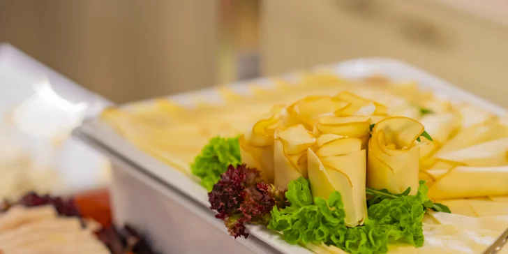 Pobyt v Prahe: izby pre dvoch aj rodinu, bufetové raňajky aj karta výhod