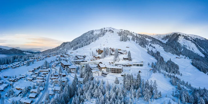 Vysoké Taury: krásny hotel priamo pri Zillertal Arene s polpenziou a wellness
