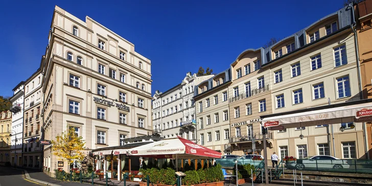 Polpenzia, masáž, perličkový kúpeľ aj parafínový zábal v samotnom srdci Karlových Varov