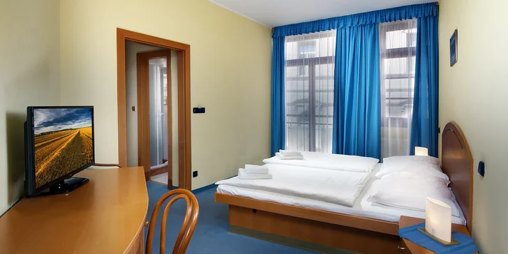 Polpenzia, masáž, perličkový kúpeľ aj parafínový zábal v samotnom srdci Karlových Varov