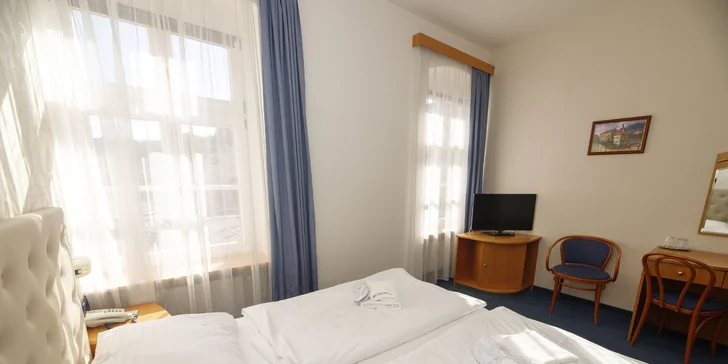 Polpenzia, masáž, perličkový kúpeľ aj parafínový zábal v samotnom srdci Karlových Varov