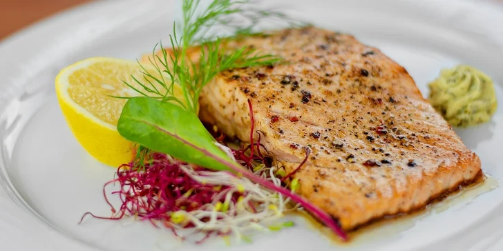 Polpenzia, masáž, perličkový kúpeľ aj parafínový zábal v samotnom srdci Karlových Varov