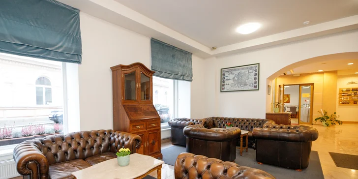 Polpenzia, masáž, perličkový kúpeľ aj parafínový zábal v samotnom srdci Karlových Varov