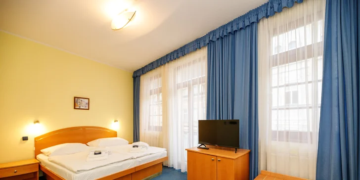 Polpenzia, masáž, perličkový kúpeľ aj parafínový zábal v samotnom srdci Karlových Varov