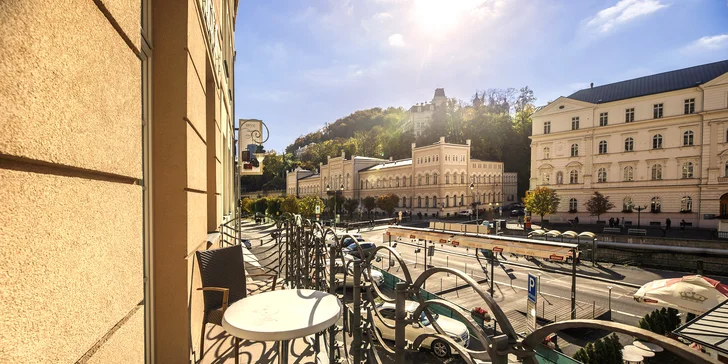 Pobyt v centre Karlových Varov: polpenzia aj zábal, perličkový kúpeľ a masáž