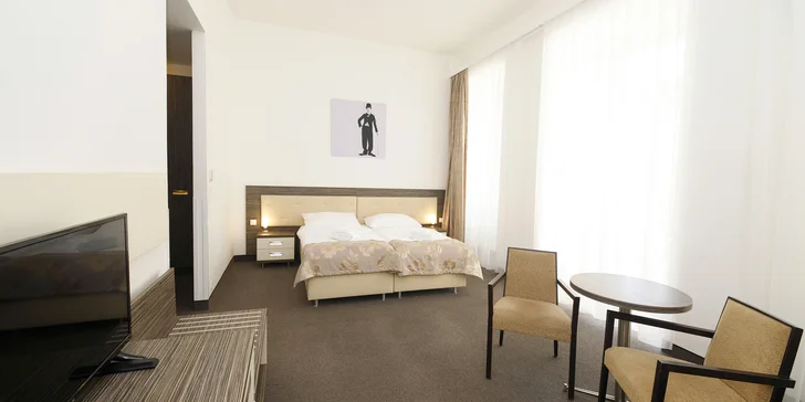 Pobyt v centre Karlových Varov: polpenzia aj zábal, perličkový kúpeľ a masáž