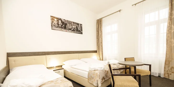 Pobyt v centre Karlových Varov: polpenzia aj zábal, perličkový kúpeľ a masáž