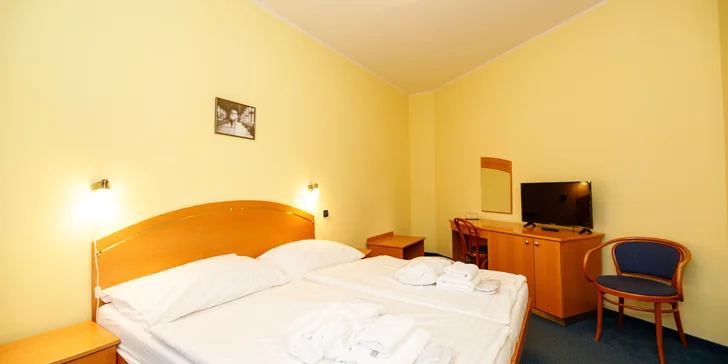 Pobyt v centre Karlových Varov: polpenzia aj zábal, perličkový kúpeľ a masáž