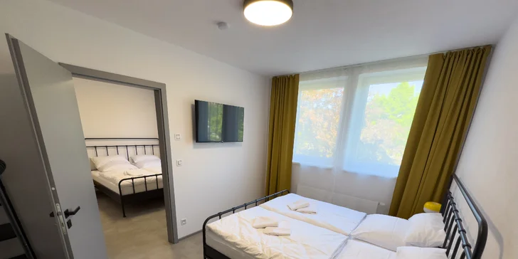 Pobyt v Klatovách v ikonickej budove telekomunikácií: možnosť VIP prehliadky, blízko centra