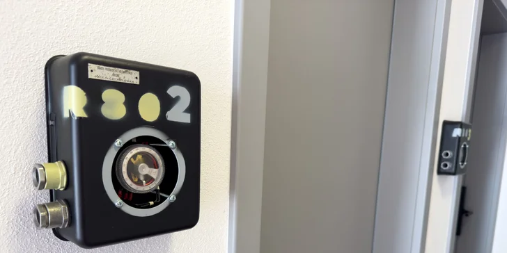 Pobyt v Klatovách v ikonickej budove telekomunikácií: možnosť VIP prehliadky, blízko centra