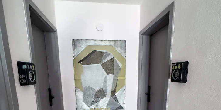 Pobyt v Klatovách v ikonickej budove telekomunikácií: možnosť VIP prehliadky, blízko centra