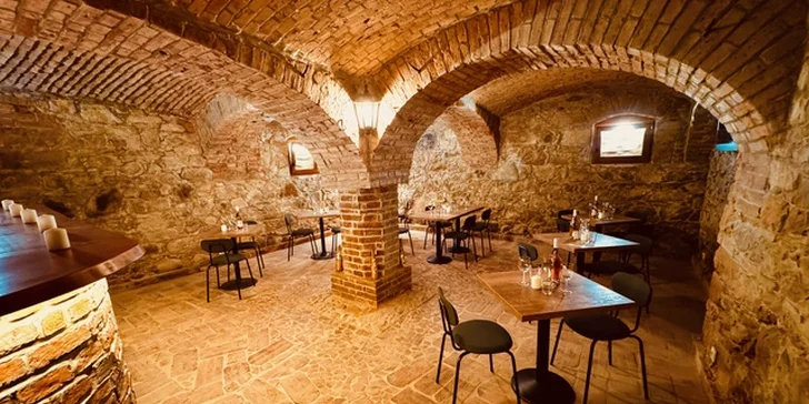 Pobyt pri Nechranickej priehrade: penzión s raňajkami, možnosť súkromnej degustácie vín