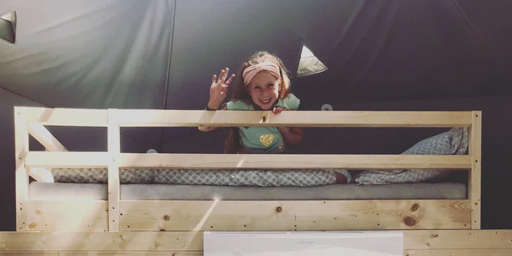 Glamping: vymakané iglu pri Prachovských skalách, relax vo wellness s možnosťou raňajkového koša