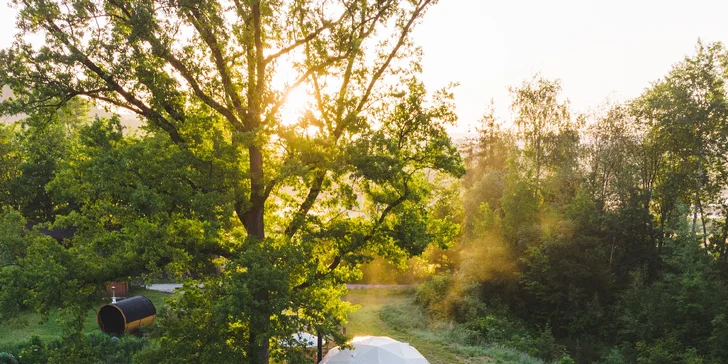 Glamping: vymakané iglu pri Prachovských skalách, relax vo wellness s možnosťou raňajkového koša