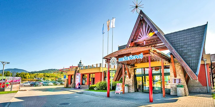 Pobyt v apartmánovom štúdiu v areáli Vodného parku Bešeňová so zľavou na vstupy