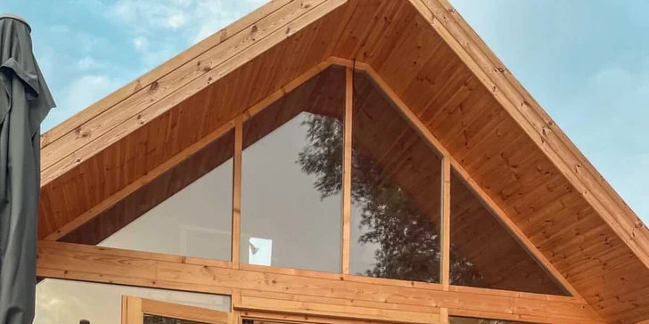 Kúzelný Lakehouse Amálka s neobmedzenou saunou, vírivkou a raňajkovým košom