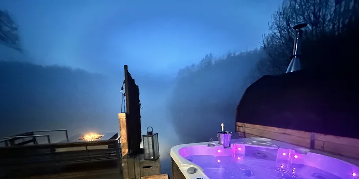 Kúzelný Lakehouse Amálka s neobmedzenou saunou, vírivkou a raňajkovým košom